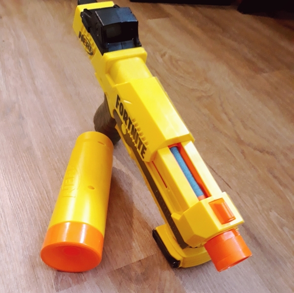 Nerf Fortnite SP-L Elite Dart Blaster with Barrel Attachment - Yellow - Picture 5 of 12